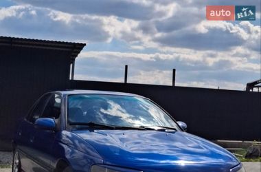 Седан Opel Omega 1994 в Львові