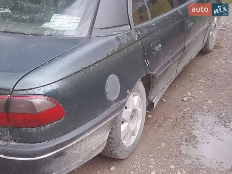 Opel Omega 1994 VIN W0L000026R1070518 фото оголошення 4 з 41