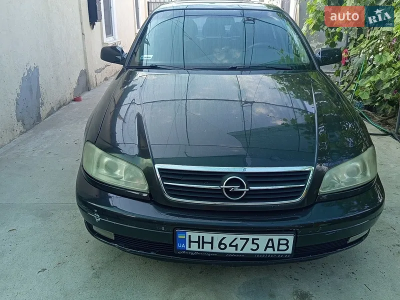 Opel Omega 2000
