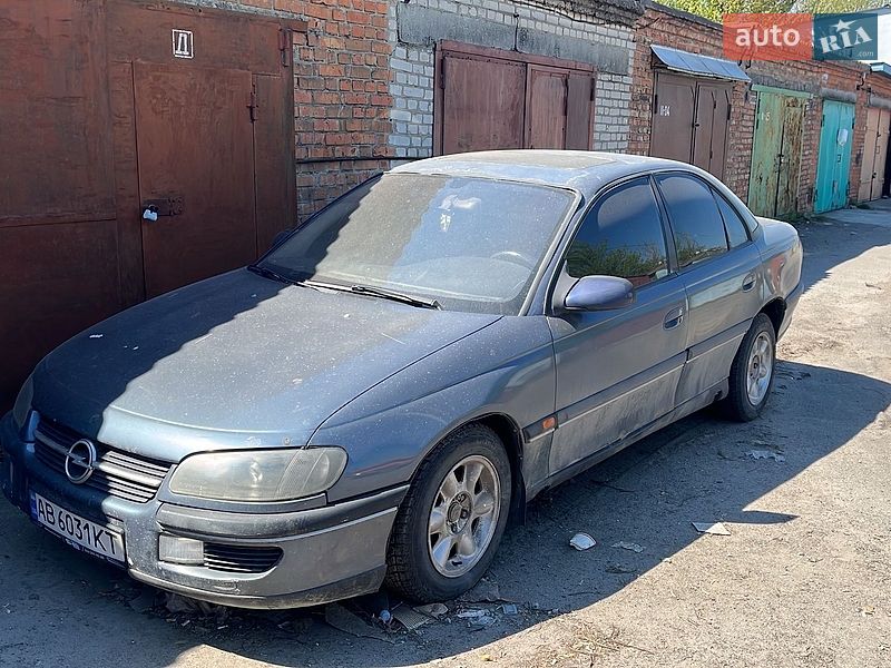 Седан Opel Omega 1994 в Виннице