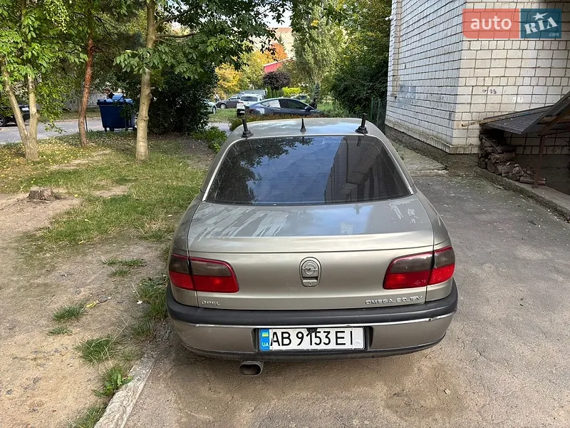 Opel Omega 1998