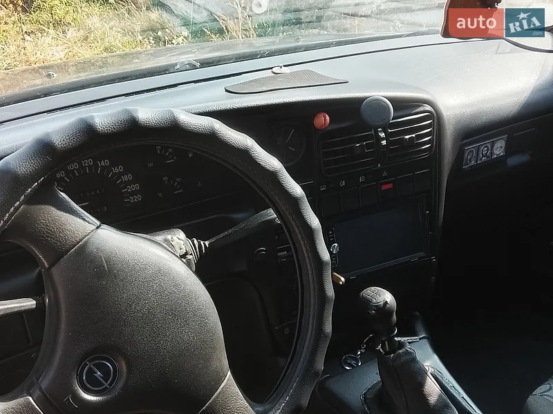 Opel Omega