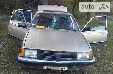 Седан Opel Rekord 1982 в Знаменке