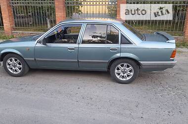Седан Opel Rekord 1986 в Ровно
