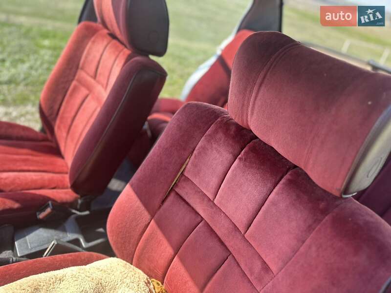 Седан Opel Rekord 1980 в Измаиле