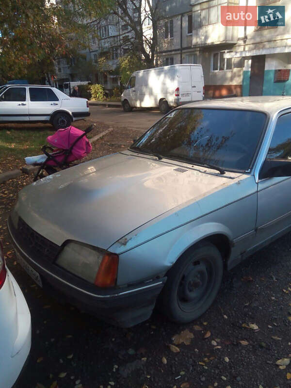Седан Opel Rekord 1986 в Черновцах фото 5 Седан Opel Rekord 1986 в Черновцах