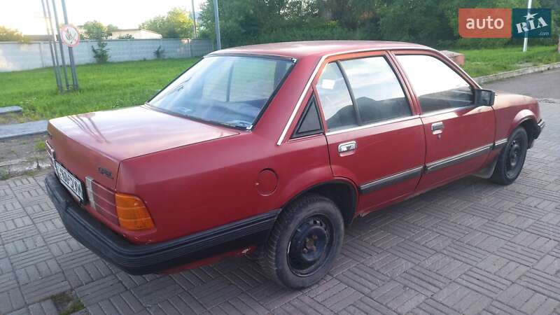 Седан Opel Rekord 1985 в Жидачове