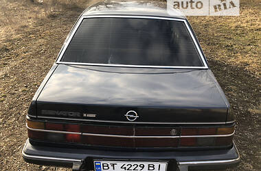 Седан Opel Senator 1984 в Кропивницком