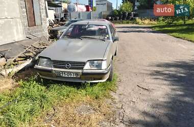 Седан Opel Senator 1986 в 