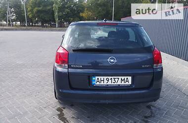 Универсал Opel Signum 2005 в Покровске