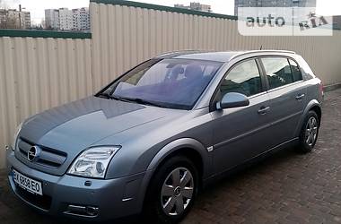 Хэтчбек Opel Signum 2003 в 