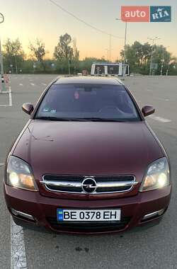 Универсал Opel Signum 2005 в Киеве