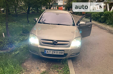 Хетчбек Opel Signum 2003 в Івано-Франківську