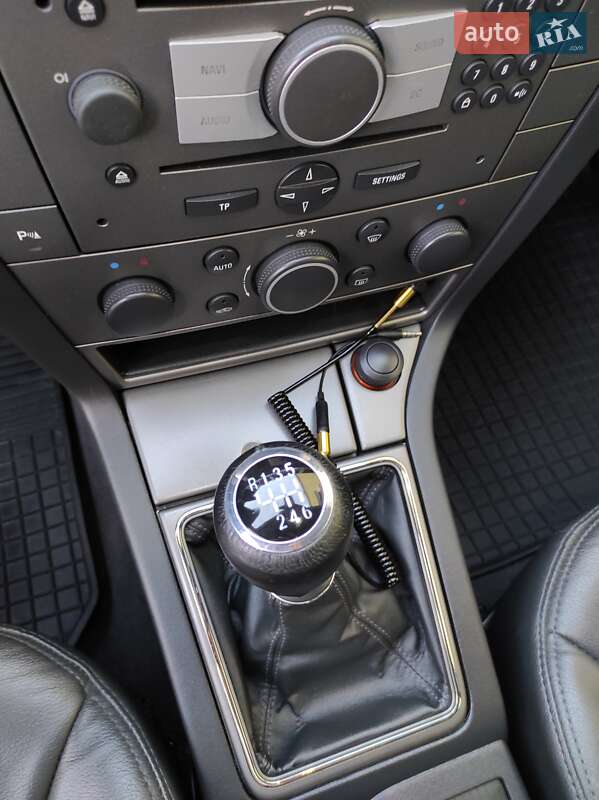 Лифтбек Opel Signum 2007 в Кременце