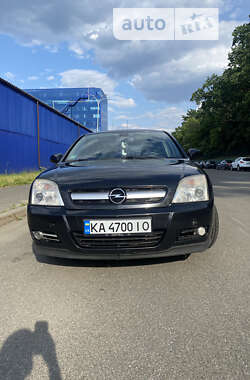 Хетчбек Opel Signum 2004 в Києві