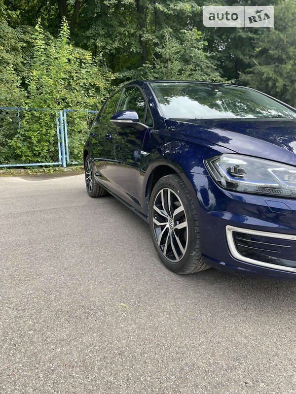 Хетчбек Opel Signum 2006 в Львові