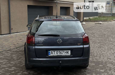 Хетчбек Opel Signum 2006 в Коломиї