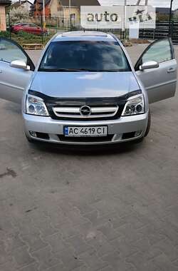 Хетчбек Opel Signum 2003 в Луцьку