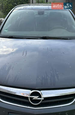 Хэтчбек Opel Signum 2005 в 