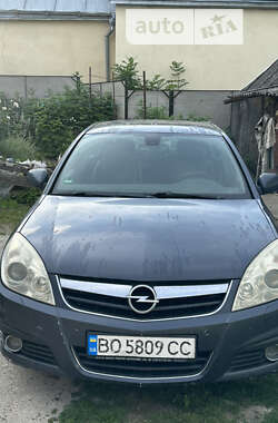 Хэтчбек Opel Signum 2005 в Подволочиске