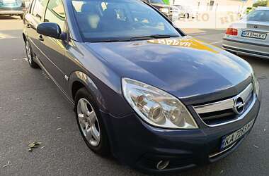 Хэтчбек Opel Signum 2007 в Киеве