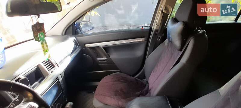 Хэтчбек Opel Signum 2005 в Николаеве