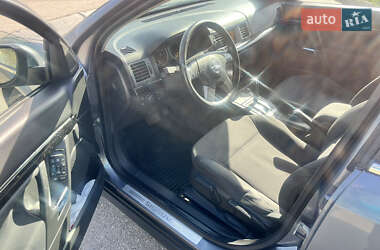 Хэтчбек Opel Signum 2004 в 