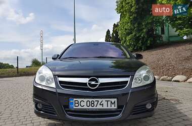 Хэтчбек Opel Signum 2006 в Львове