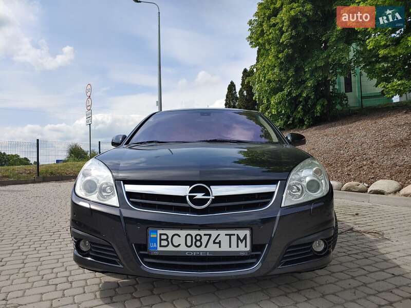 Opel Signum 2006