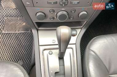 Хэтчбек Opel Signum 2006 в 