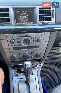 Хетчбек Opel Signum 2003 в Запоріжжі