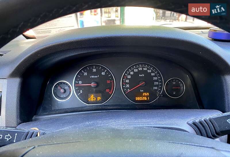 Хэтчбек Opel Signum 2003 в Запорожье