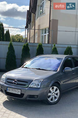 Хетчбек Opel Signum 2004 в Томашполі
