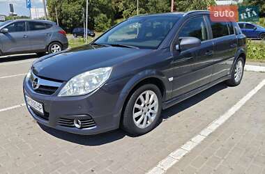 Хэтчбек Opel Signum 2008 в Ровно