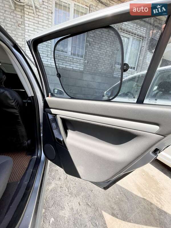 Хэтчбек Opel Signum 2003 в Львове