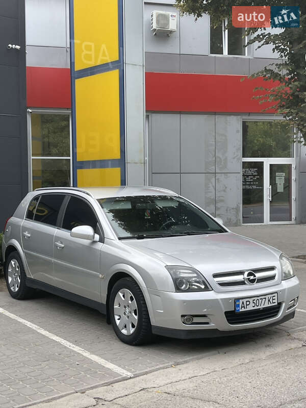 Хэтчбек Opel Signum 2005 в Запорожье
