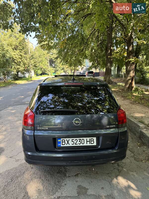 Хэтчбек Opel Signum 2007 в Каменец-Подольском