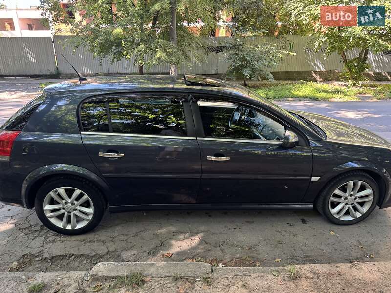 Хэтчбек Opel Signum 2007 в Каменец-Подольском
