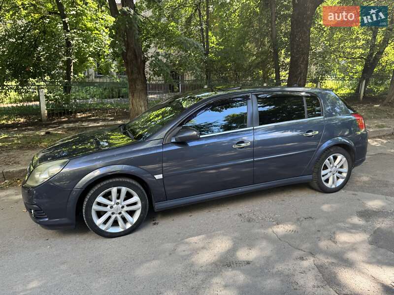 Хэтчбек Opel Signum 2007 в Каменец-Подольском