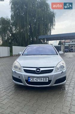 Хетчбек Opel Signum 2006 в Снятині