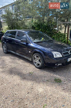 Хэтчбек Opel Signum 2003 в Киеве