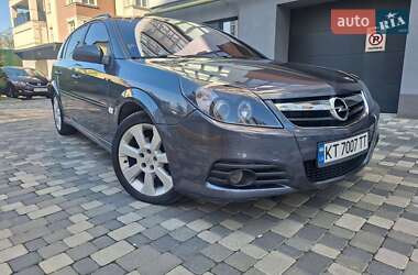Хетчбек Opel Signum 2005 в Івано-Франківську