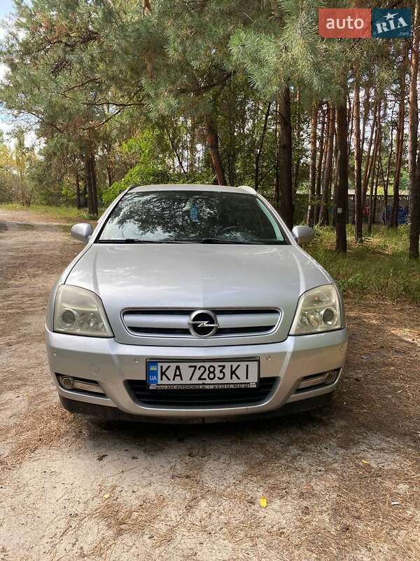 Opel Signum 2003