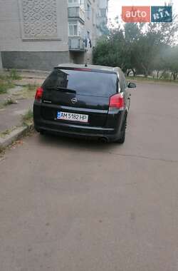 Хетчбек Opel Signum 2003 в 