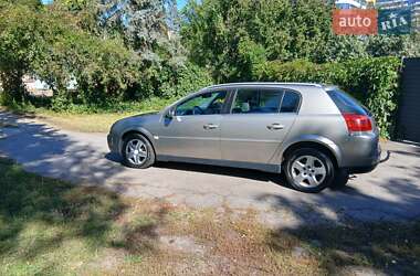 Хэтчбек Opel Signum 2003 в 