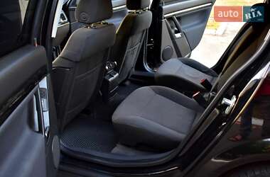 Хэтчбек Opel Signum 2003 в 
