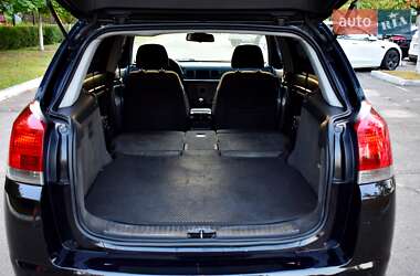 Хэтчбек Opel Signum 2003 в 