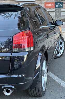 Хэтчбек Opel Signum 2003 в 