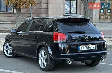 Хэтчбек Opel Signum 2003 в 