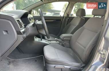 Хэтчбек Opel Signum 2004 в 